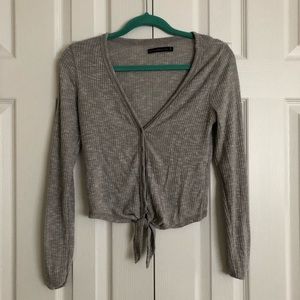 Abercrombie & Fitch grey knit tie front top